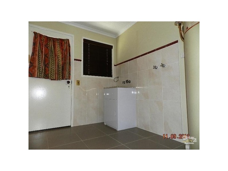 2 Eton Street, Cambooya QLD 4358