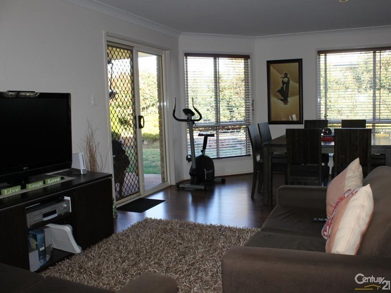 18 Kestrel Drive, Highfields QLD 4352