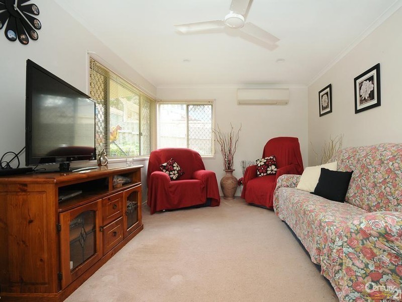 6 Yalumba Crescent, Wilsonton Heights QLD 4350