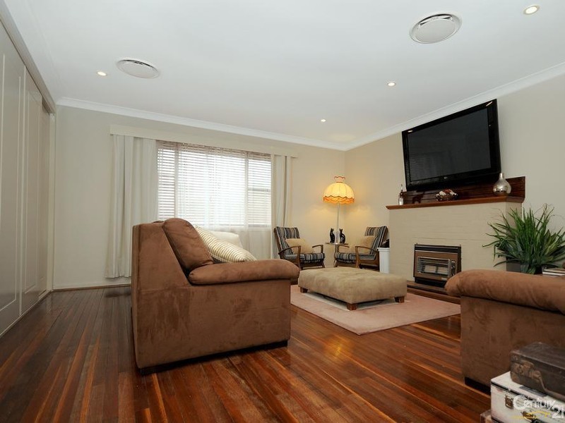 8 South Street, Rangeville QLD 4350