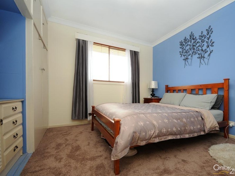 8 South Street, Rangeville QLD 4350