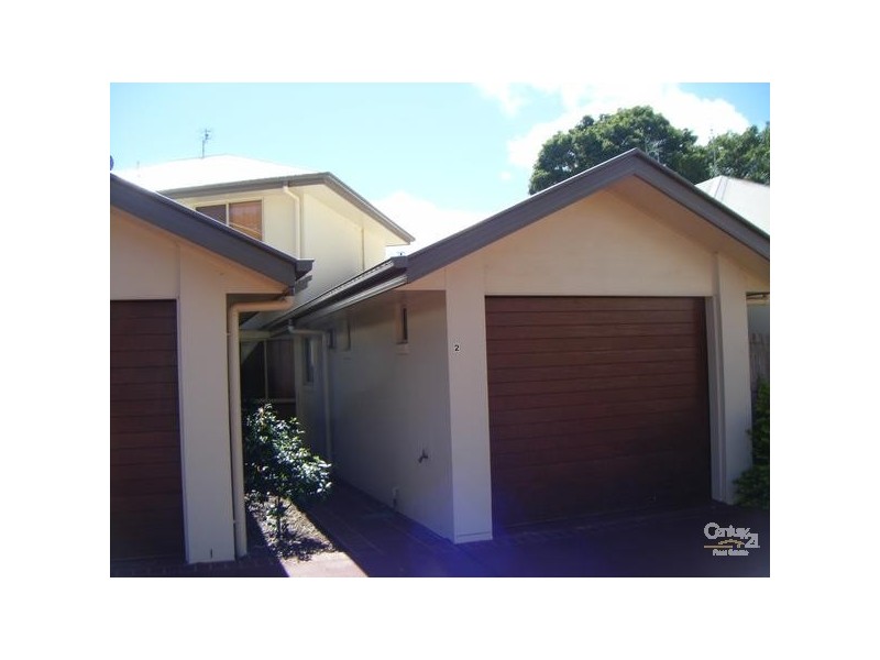 2/16 Anzac Aveune, Newtown QLD 4350