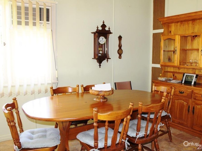 30 Leichhardt Street, Centenary Heights QLD 4350