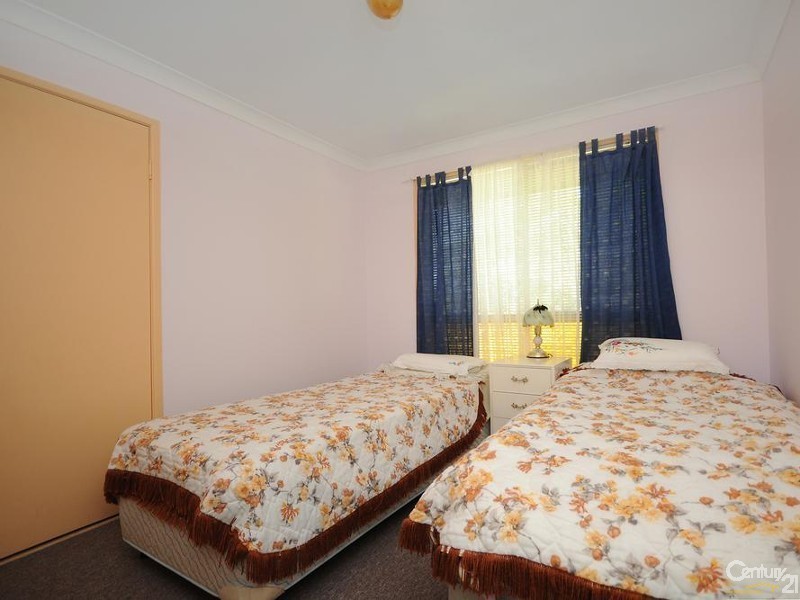 21 Burgundy Street, Wilsonton Heights QLD 4350