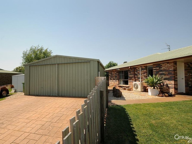 10 Bottlebrush Court, Glenvale QLD 4350