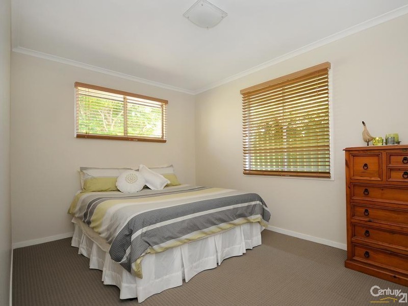 8 Kane Street, Centenary Heights QLD 4350