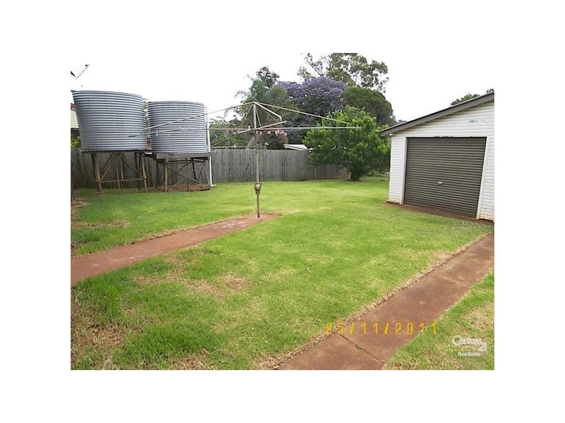 17 Tynedale Avenue, Newtown QLD 4350