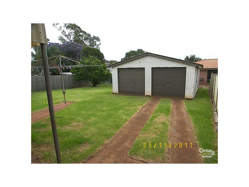 17 Tynedale Avenue, Newtown QLD 4350