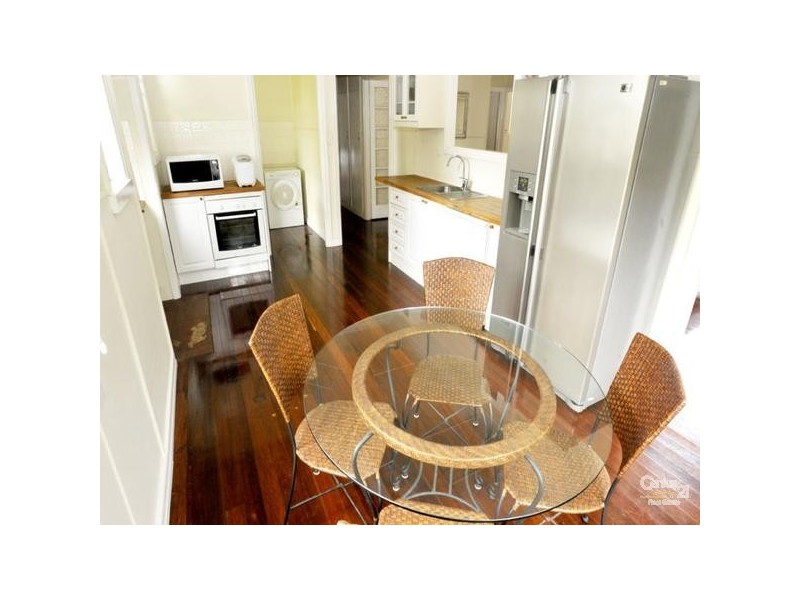 118 Perth Street, South Toowoomba QLD 4350