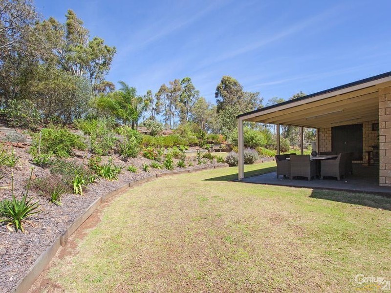 8 Ella Court, Cotswold Hills QLD 4350