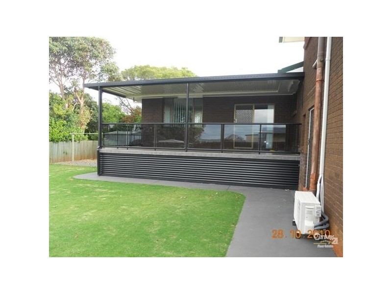 12 Elliot Street, Kearneys Spring QLD 4350