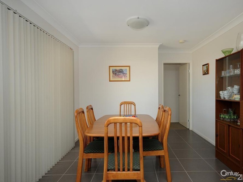 2 Vinnicombe Street, Kearneys Spring QLD 4350