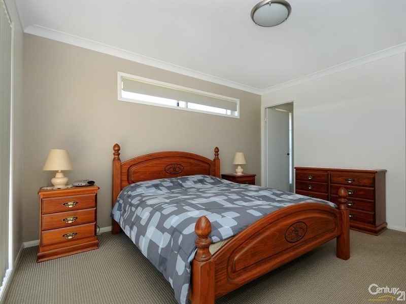 2 Vinnicombe Street, Kearneys Spring QLD 4350