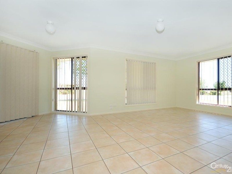 18 Elvery Court, Middle Ridge QLD 4350