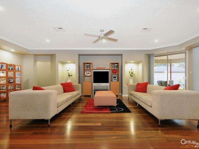 2 Bonville Court, Middle Ridge QLD 4350