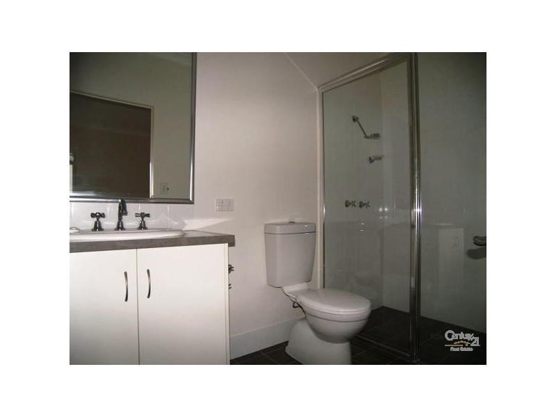 1/46 Gordon Avenue, Newtown QLD 4350