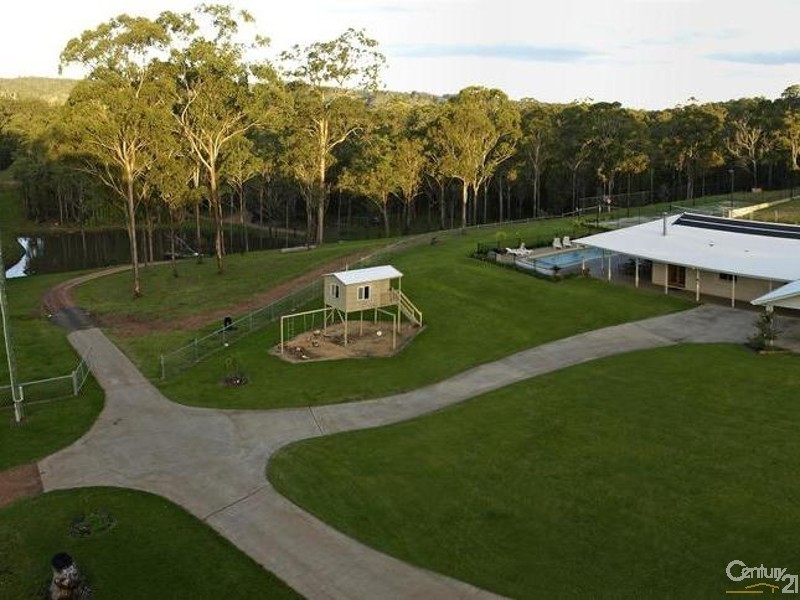 116 Church House Rd, Ravensbourne QLD 4352