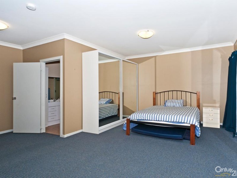 116 Church House Rd, Ravensbourne QLD 4352