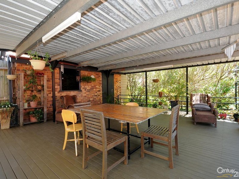 27 Ramsay Street, South Toowoomba QLD 4350