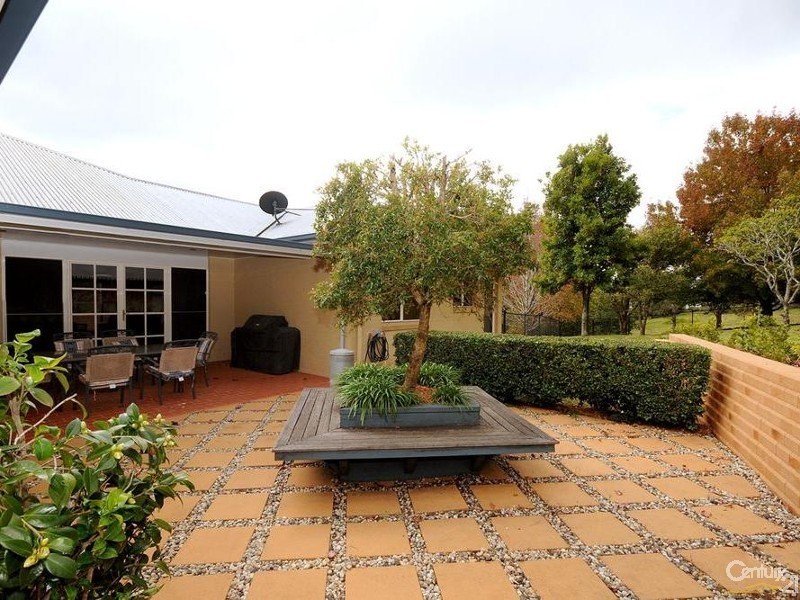 31 Grey Gums Drive, Blue Mountain Heights QLD 4350