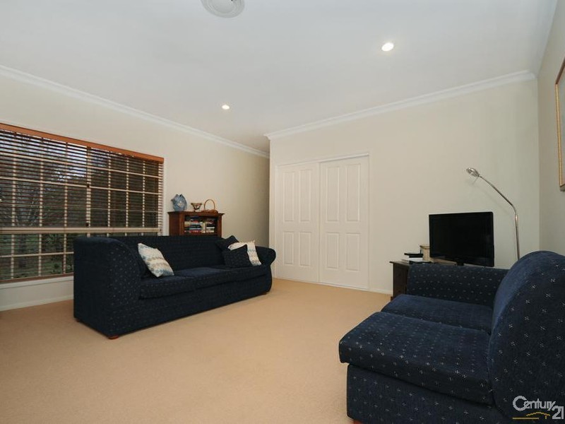 31 Grey Gums Drive, Blue Mountain Heights QLD 4350