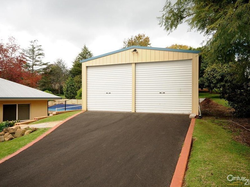 31 Grey Gums Drive, Blue Mountain Heights QLD 4350