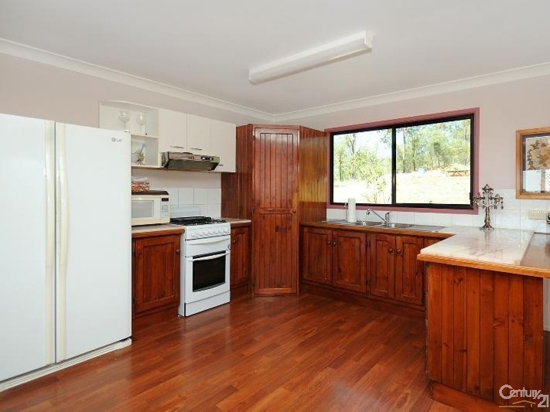 83 Amos Road, Withcott QLD 4352