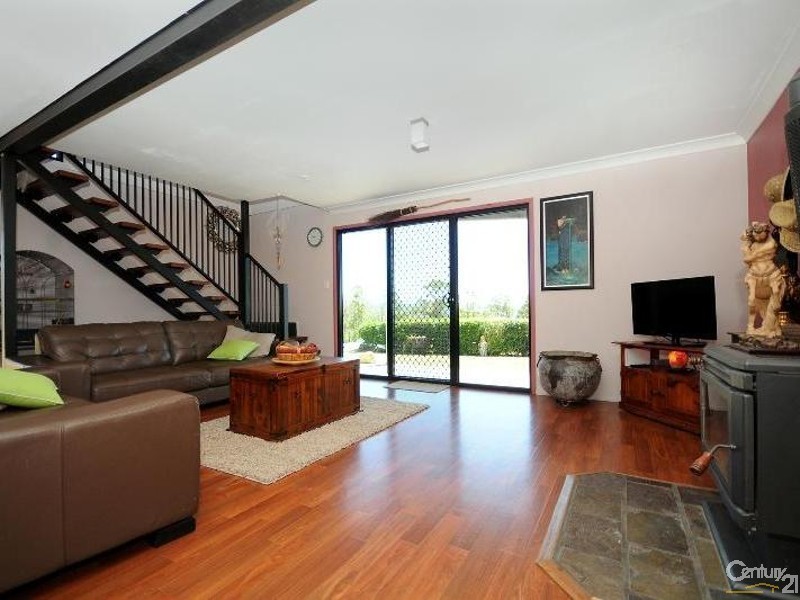 83 Amos Road, Withcott QLD 4352