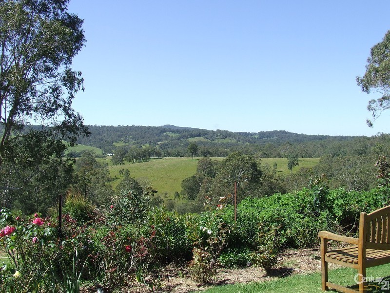 139 Church House Road, Ravensbourne QLD 4352