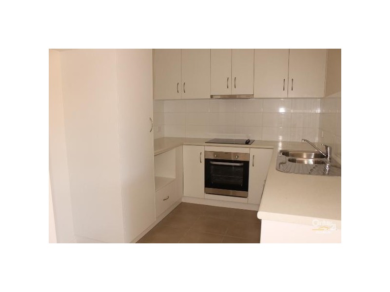 3/1 Lacaze Street, Wilsonton QLD 4350
