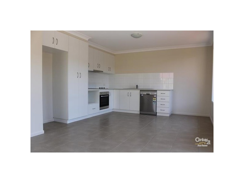 1/1 Lacaze Street, Wilsonton QLD 4350