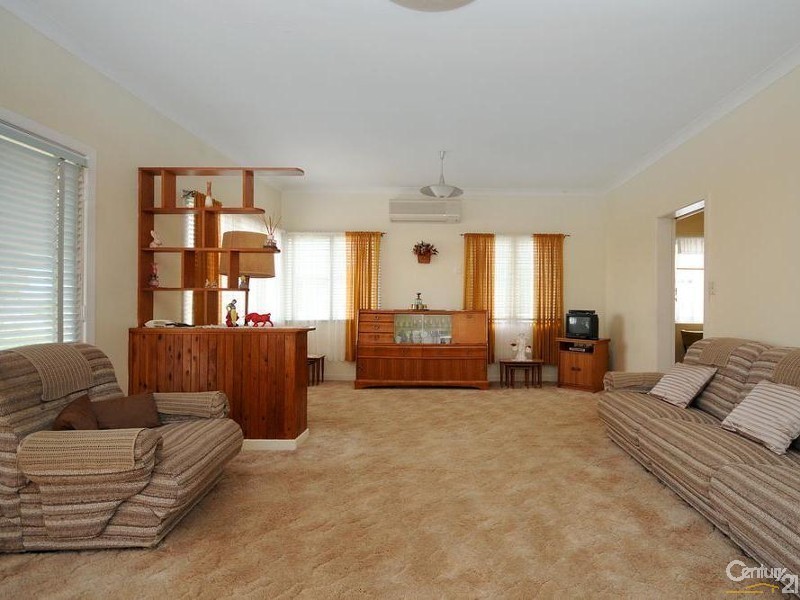 22 Cranley Street, South Toowoomba QLD 4350