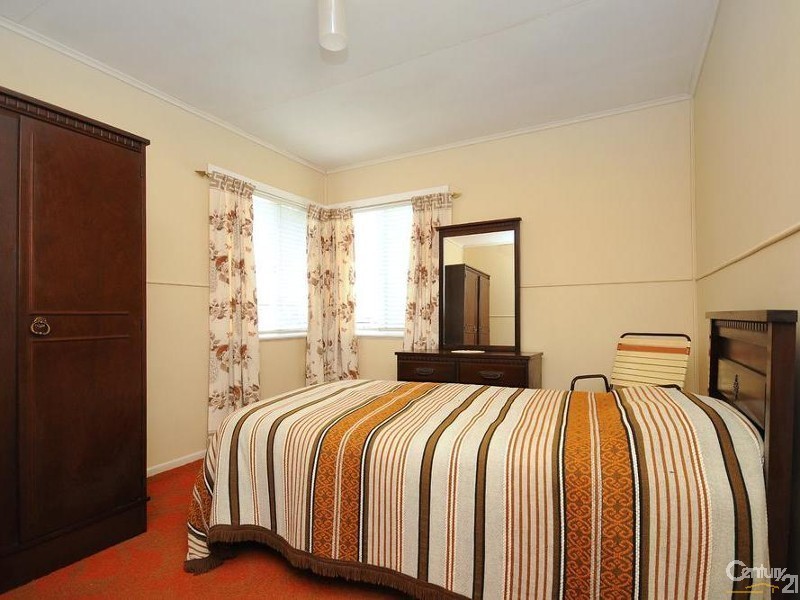 22 Cranley Street, South Toowoomba QLD 4350