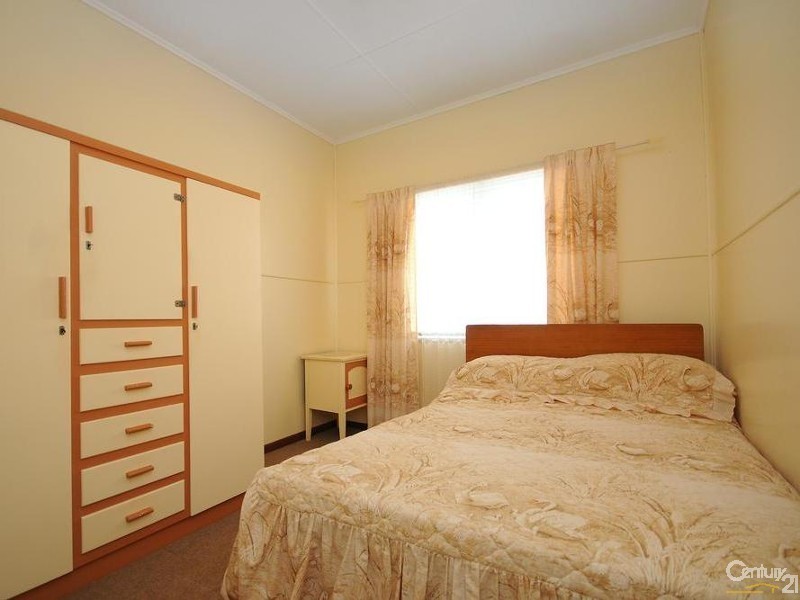 22 Cranley Street, South Toowoomba QLD 4350