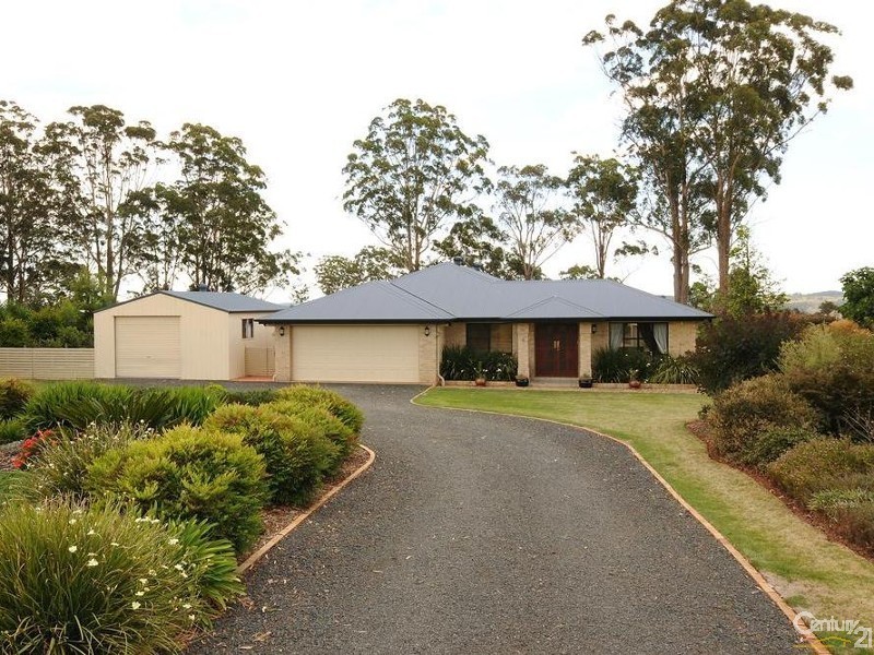 8 Bass Street, Cabarlah QLD 4352