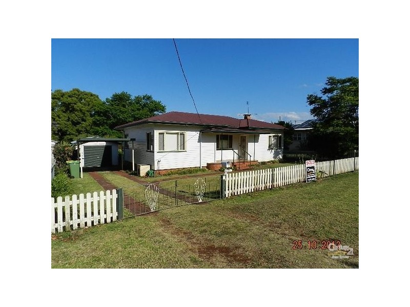 30 Leichhardt Street, Centenary Heights QLD 4350
