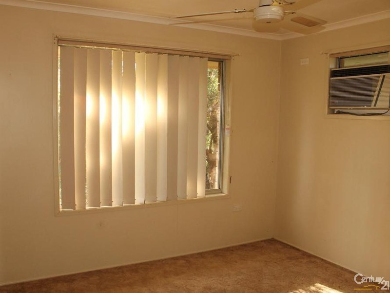 12 Muscat Crt, Wilsonton Heights QLD 4350