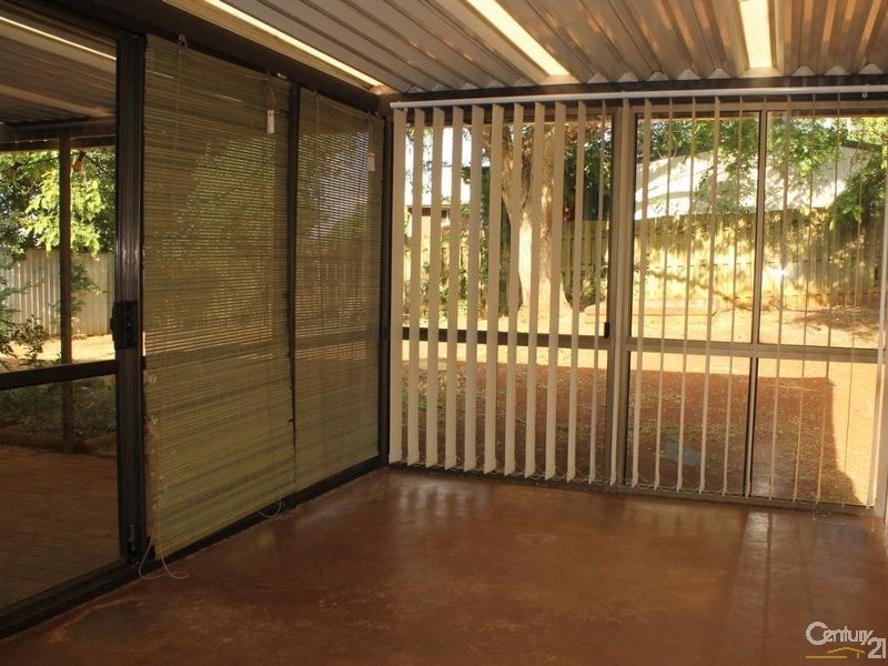 12 Muscat Crt, Wilsonton Heights QLD 4350