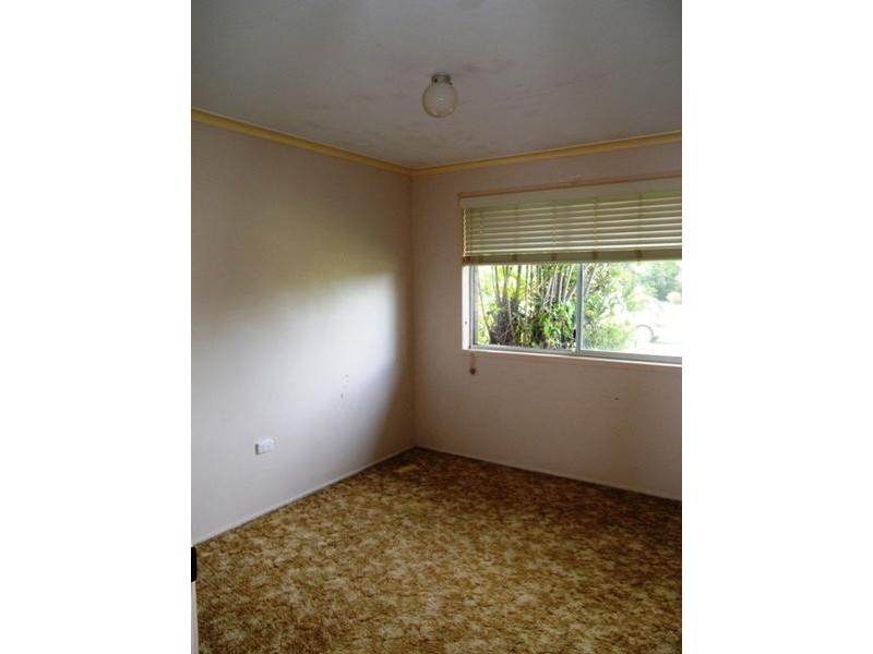 8 Riethmuller Street, Kearneys Spring QLD 4350