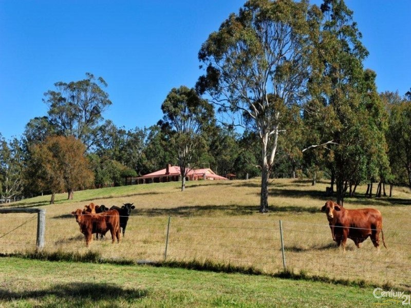 4011 Esk-Hampton road, Ravensbourne QLD 4352