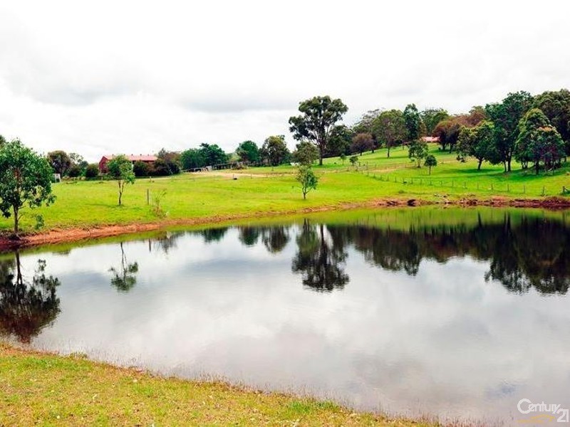 4011 Esk-Hampton road, Ravensbourne QLD 4352
