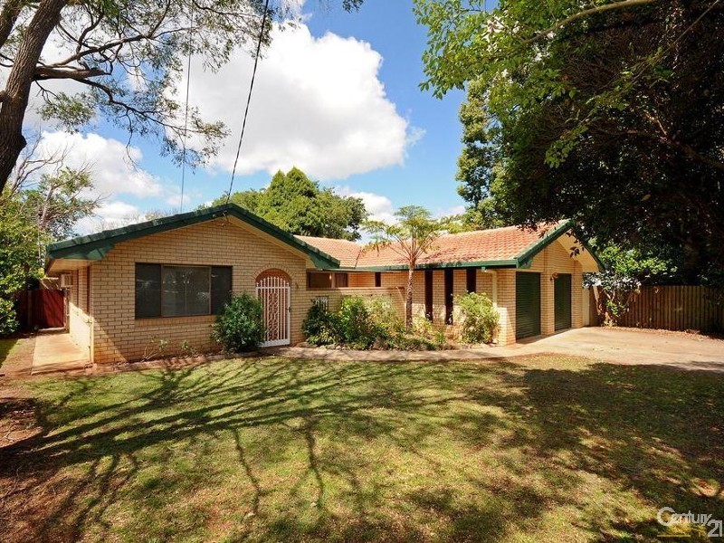 8 Coral Street, East Toowoomba QLD 4350