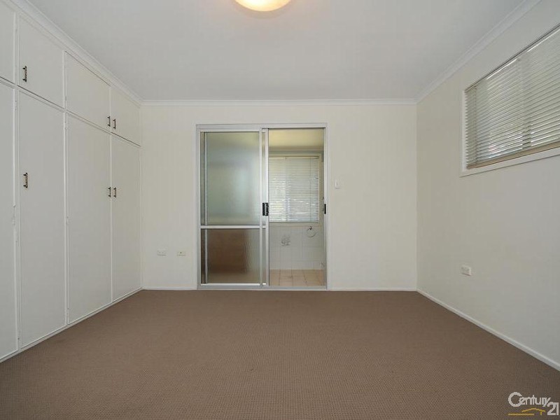 8 Coral Street, East Toowoomba QLD 4350