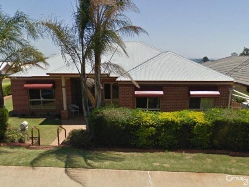 5 Howard Street, Middle Ridge QLD 4350