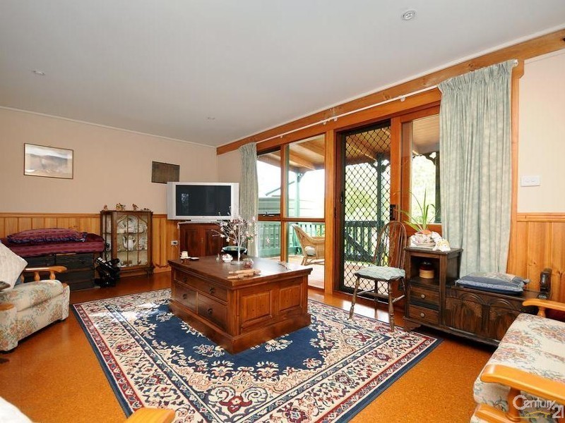 17 Parkridge Drive, Withcott QLD 4352