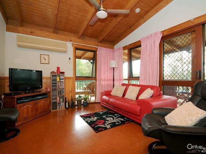 17 Parkridge Drive, Withcott QLD 4352