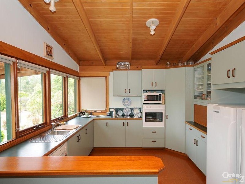 17 Parkridge Drive, Withcott QLD 4352