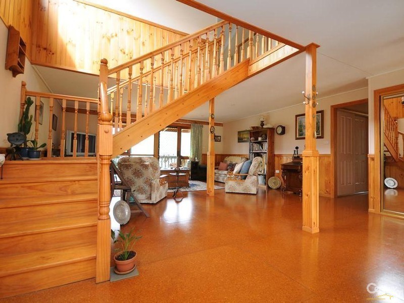 17 Parkridge Drive, Withcott QLD 4352