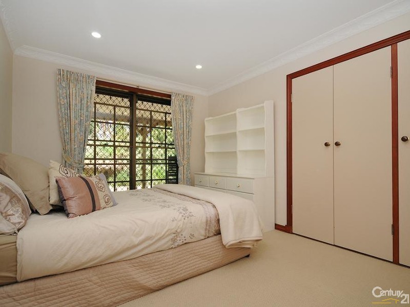 227 Rowbotham Street, Middle Ridge QLD 4350