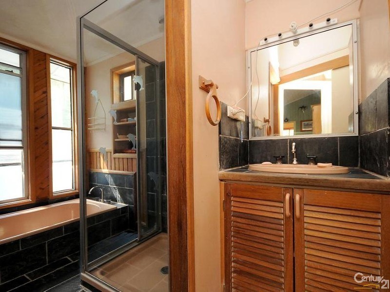 875 Murphy’s Creek Road, Upper Lockyer QLD 4352